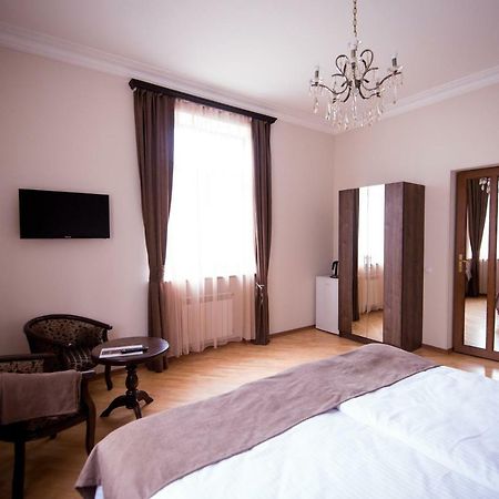 Royal Palace Hotel Ванадзор Екстериор снимка